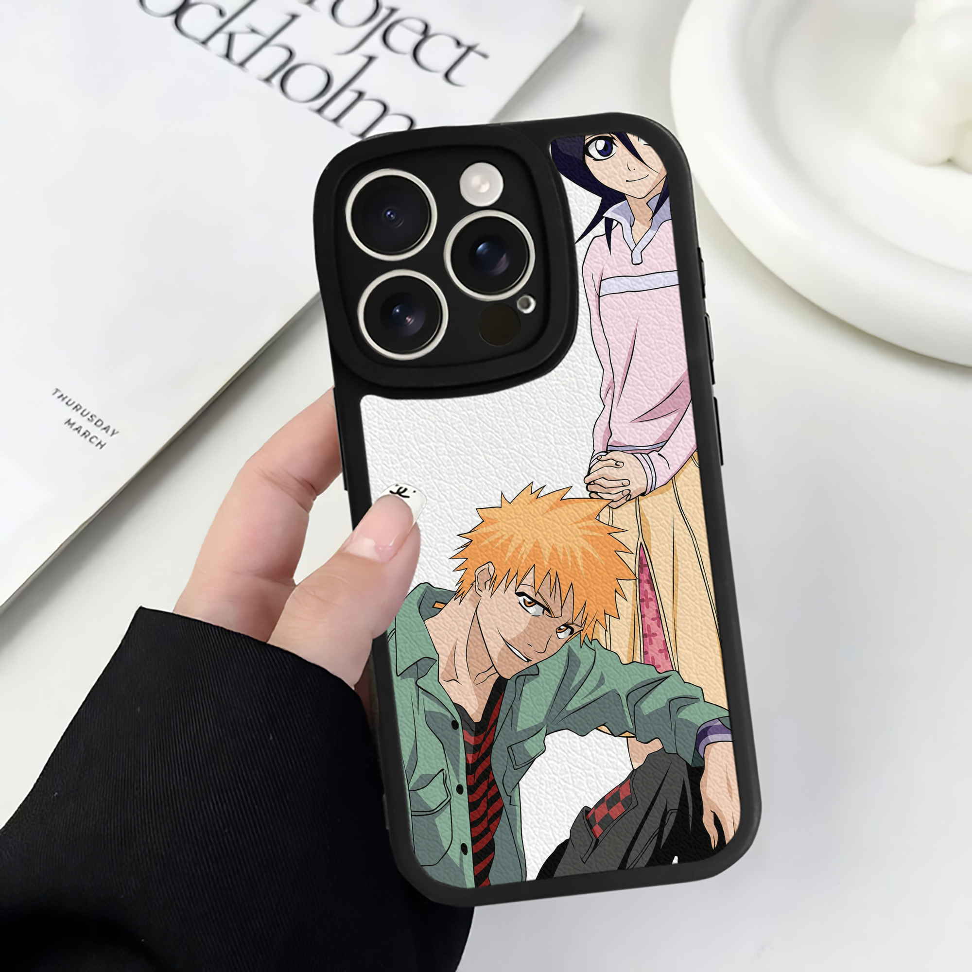 （画像用） ブリーチ BLEACH 【iPhone 16シリーズ対応】シリコンスマホケース（レザー調） 材質：シリコン